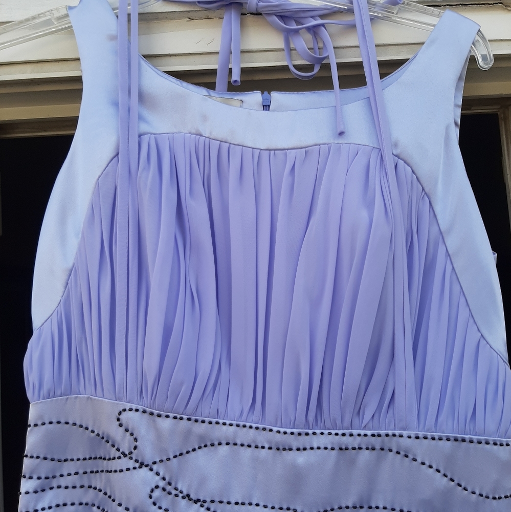 Dress - Picture 4 of 4